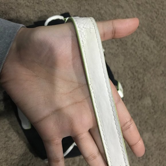 Juicy Couture Track shoulder bag - Picture 4 of 8